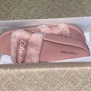 Size 9 pink Calvin Klein slides